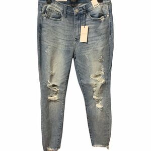 Judy blue mid rise skinny destroyed jeans with destroyed bottom, brand new